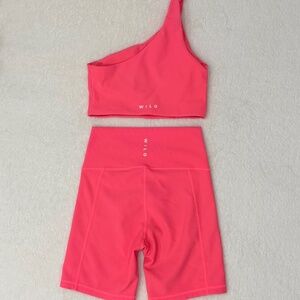 Wilo The Label Women’s Top & Biker Short Set